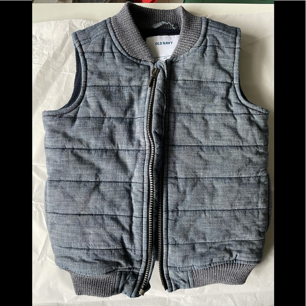 Toddler boy 4T vest - Old Navy